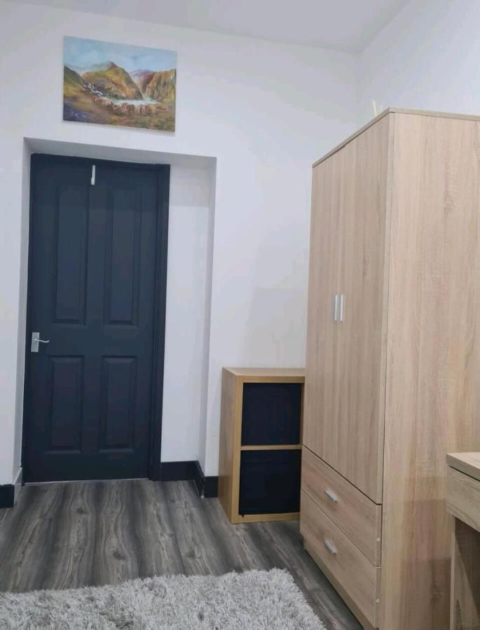 Charming 1-Bed Apartment In Peebles Exterior photo